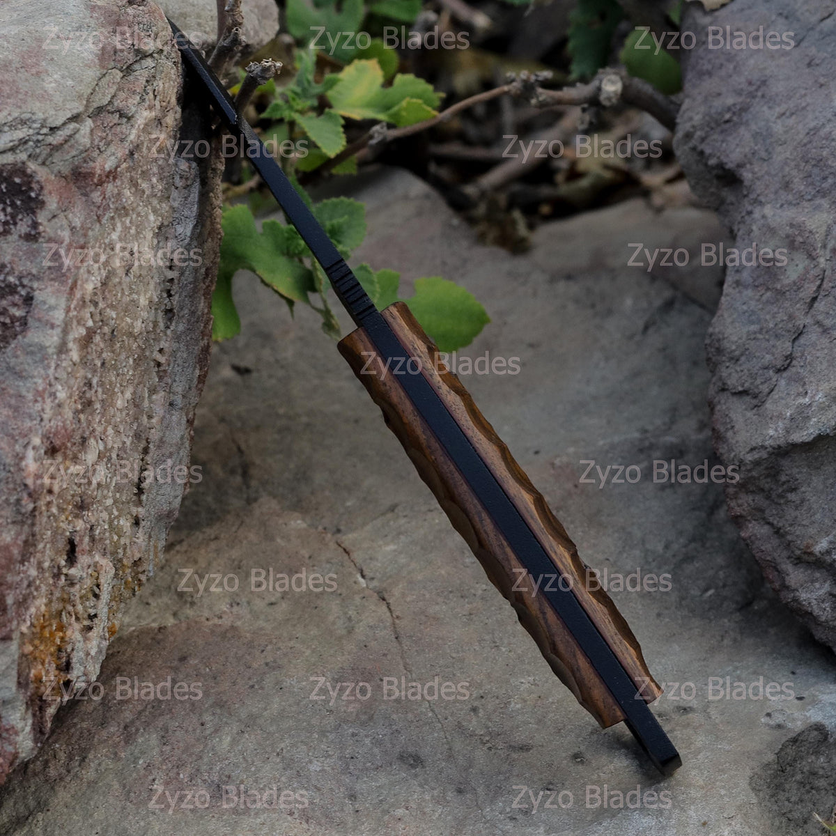 Custom Hunting Knife: Engraved Outdoor Knife with Leather Sheath