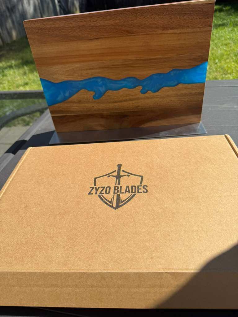 Personalized Acacia Wood Magnetic Kitchen Knife Block with Resin Decor