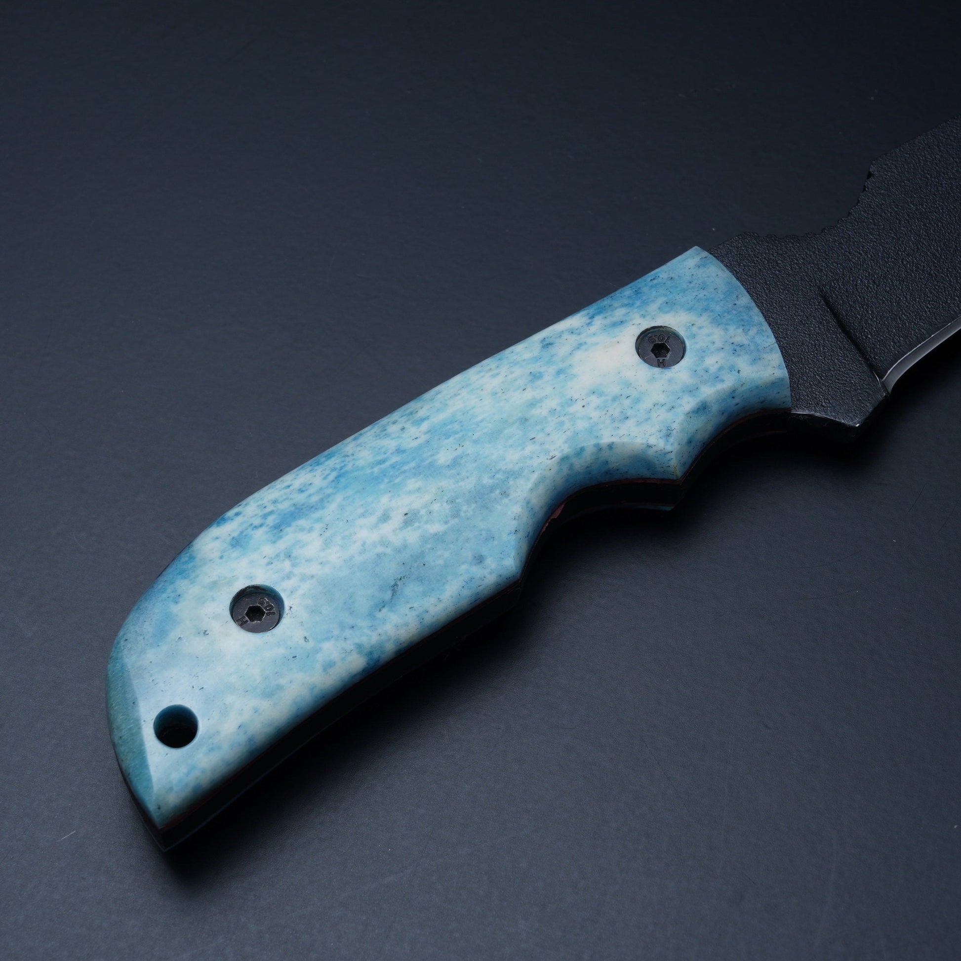 compact-hunting-knife-stainless-steel-blade-zyzo-blades