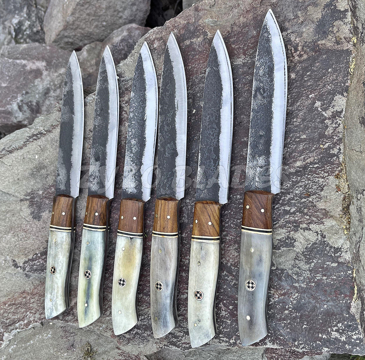 Personalized Damascus Steel Steak Knife Set: Handmade BBQ Cutlery