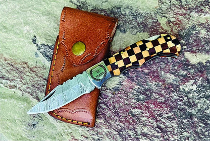 Handmade Damascus Pocket Knife Olive Color Handle