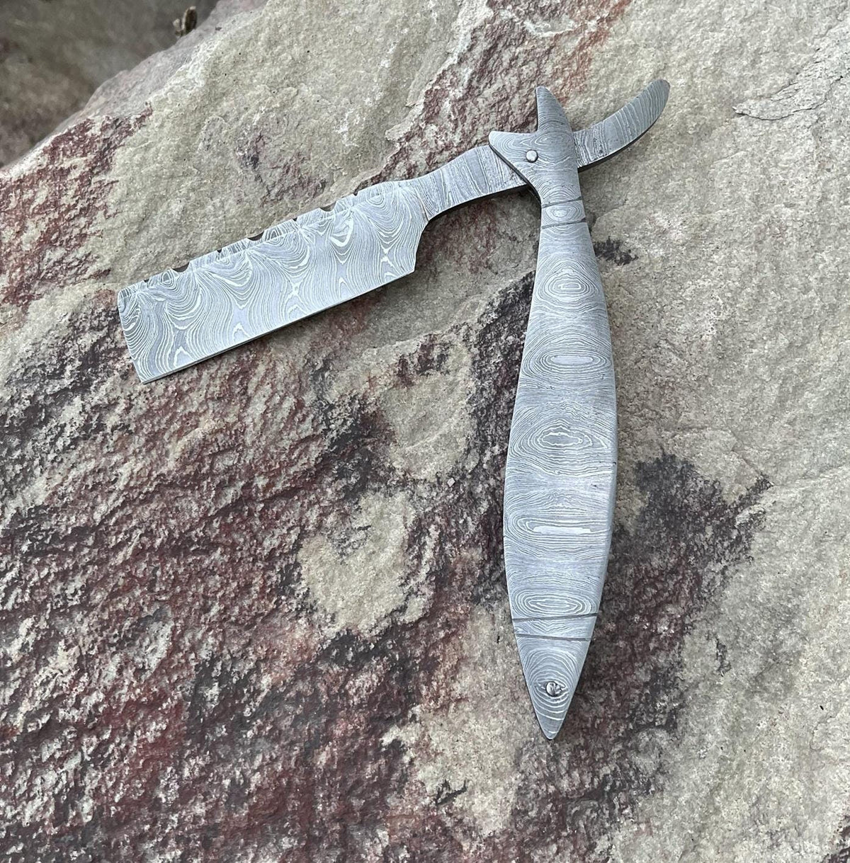 Handmade Damascus Steel Straight Razor